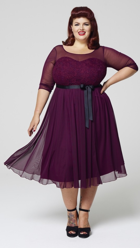 plus-size-wedding-guest-dress-sleeves-20 - Alexa Webb